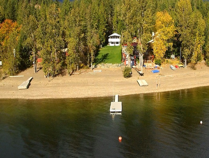 Celista Beach Shuswap Lake Cabin rentals